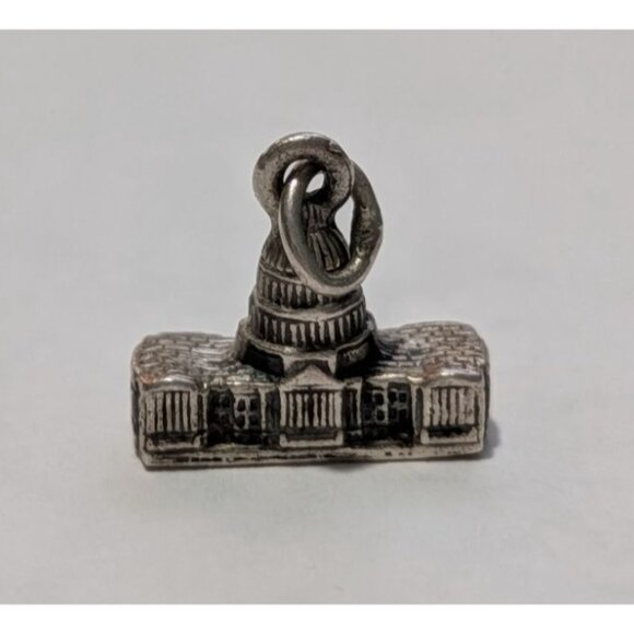 US Capitol Building Silver Charm Pendant - Picture 5 of 14